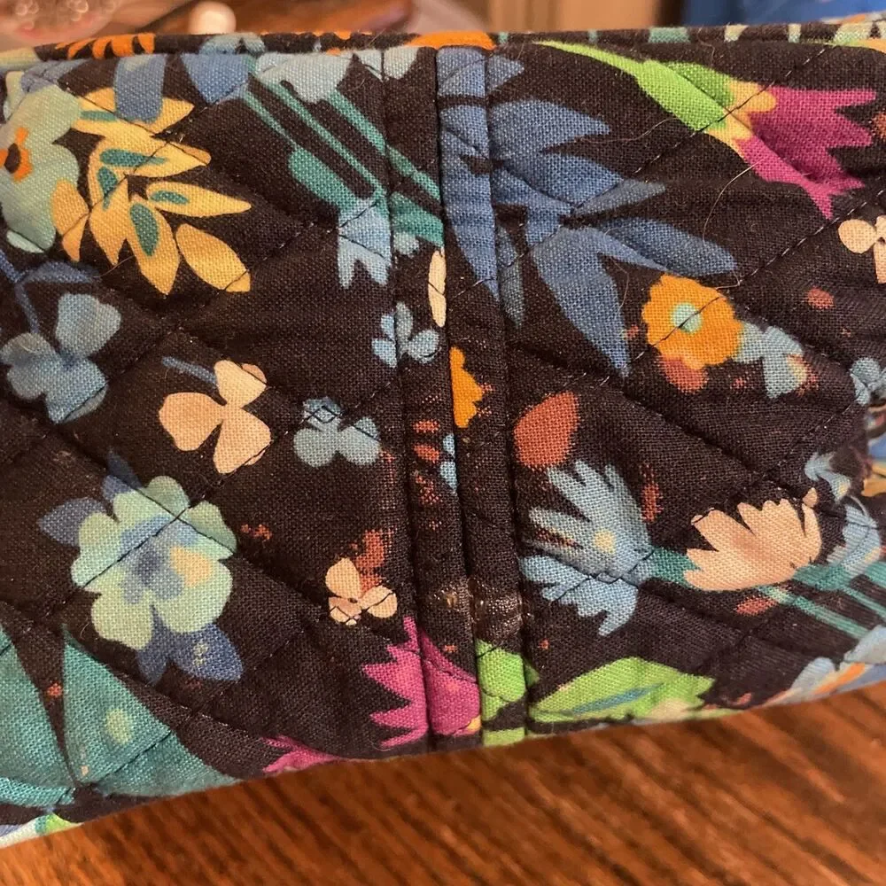 Vera Bradley  plastic lined Lunch Bag  Midnight Blues Pattern (Retired)